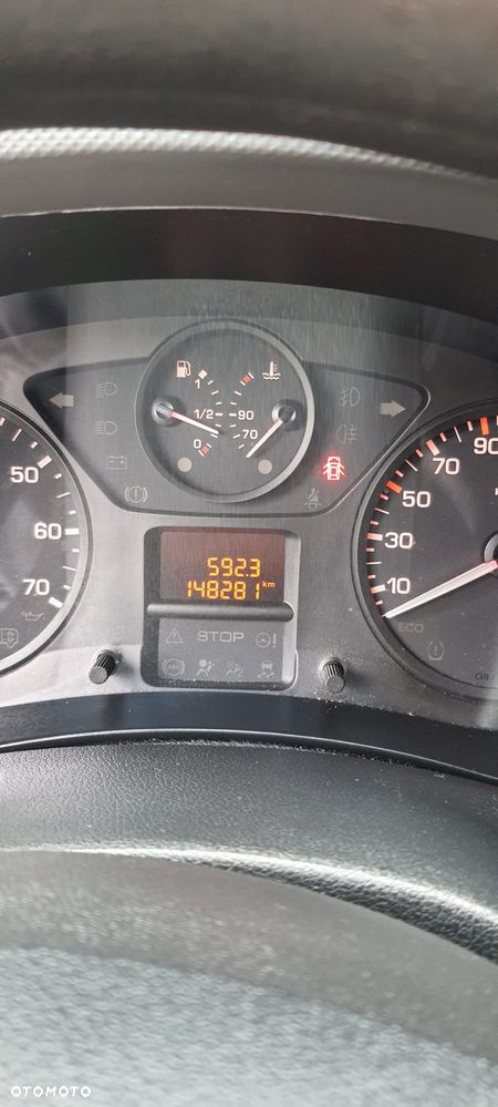 Peugeot Partner 1.6 HDi Presence - 13