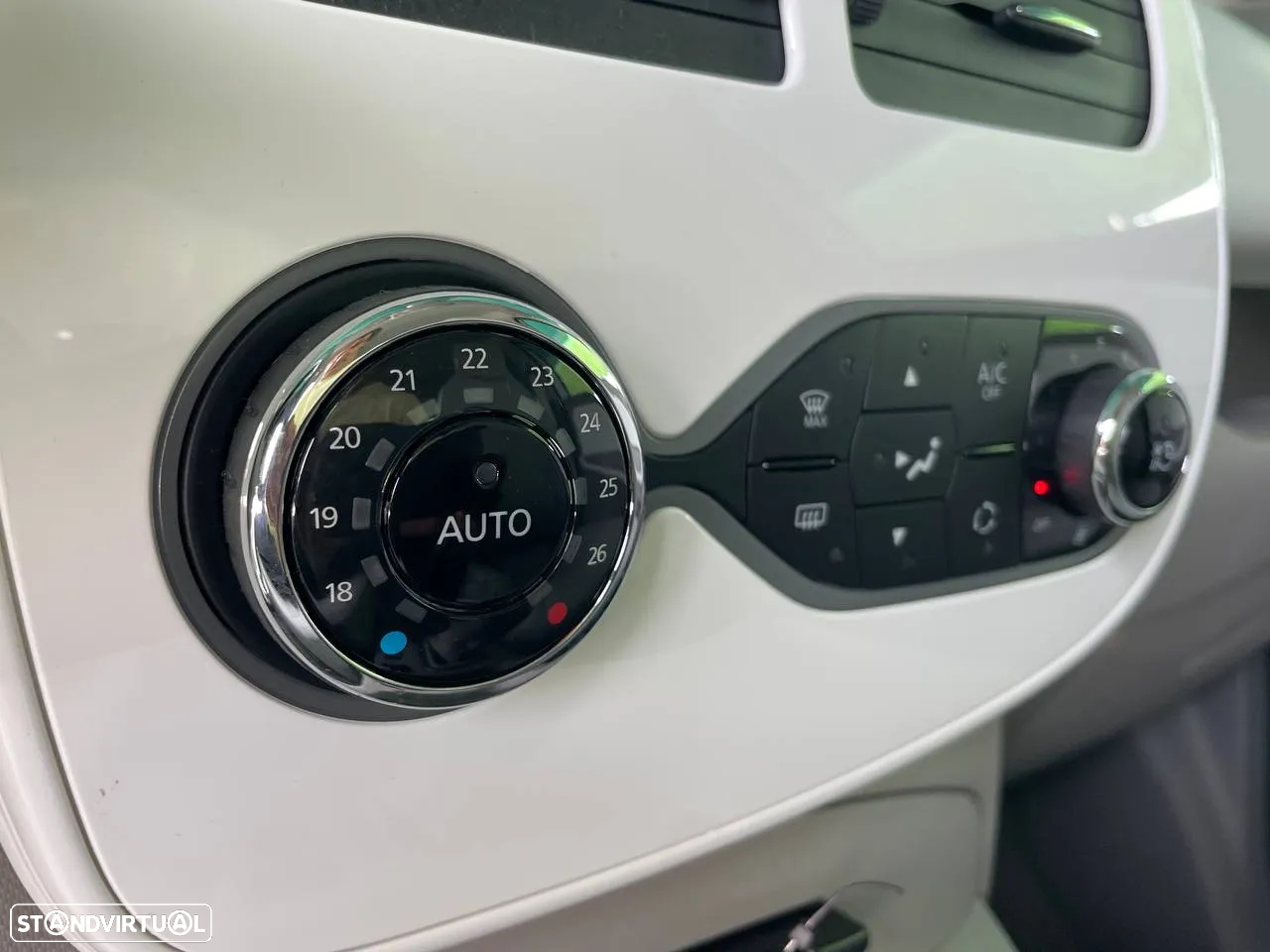 Renault Zoe (c/ Bateria) Zen 40 - 12