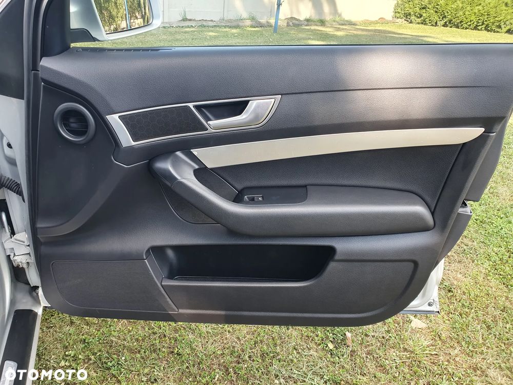 Audi A6 Avant 3.0 TDI DPF quattro tiptronic - 17