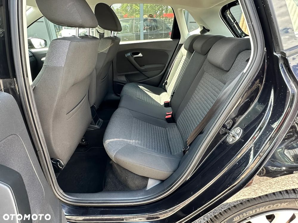 Volkswagen Polo 1.2 Blue Motion Technology Comfortline - 22