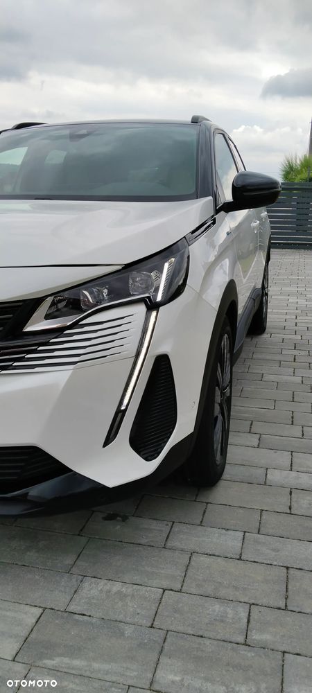 Peugeot 3008 1.6 PureTech HYbrid GT S&S EAT8 - 26