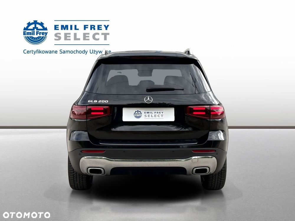 Mercedes-Benz Glb 2025 photo 4