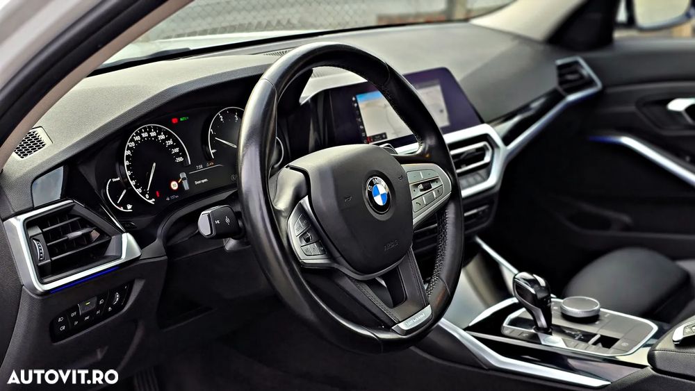 BMW Seria 3 320d AT MHEV - 14