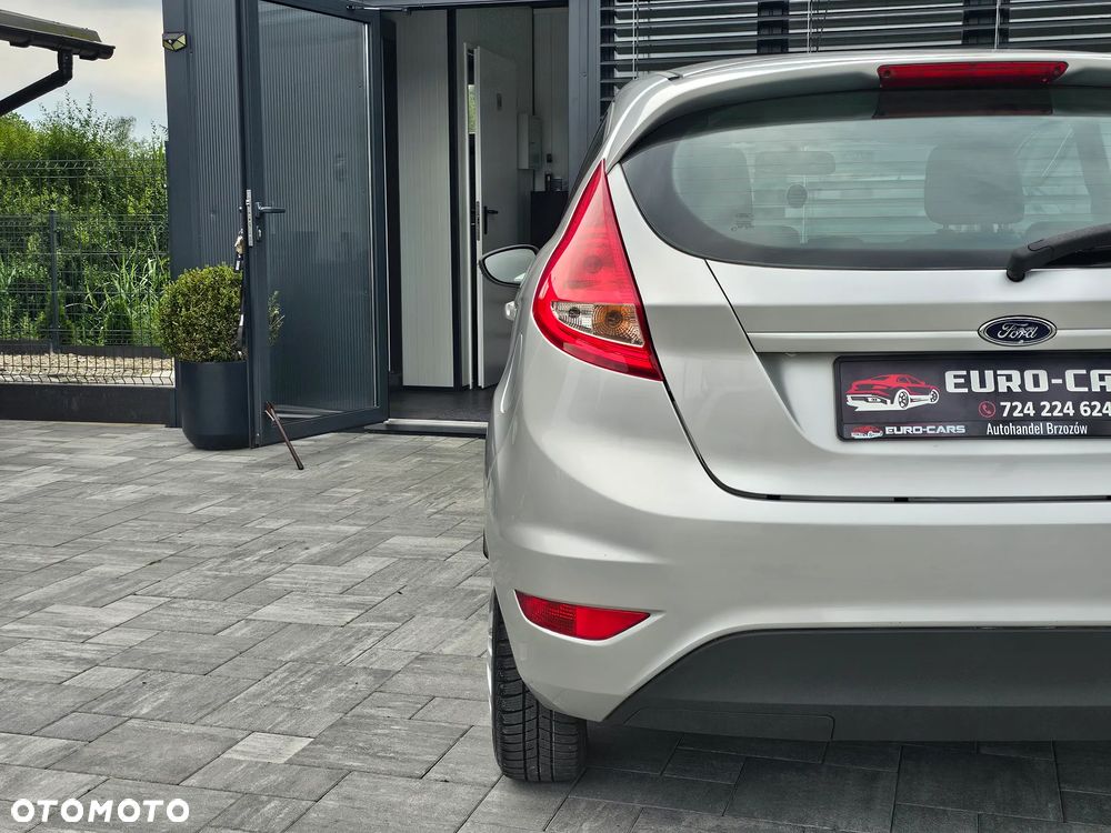 Ford Fiesta 1.25 Trend - 36