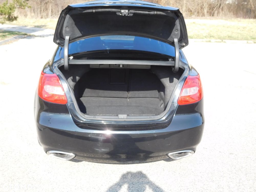 Suzuki Kizashi 2.4 Sport 4WD CVT - 15