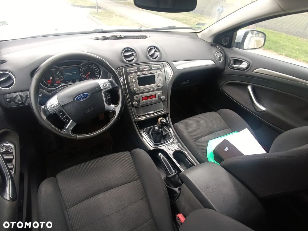 Ford Mondeo 2.0 TDCi Business Edition - 14