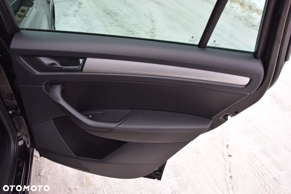 Skoda Kodiaq 2.0 TDI 4x4 DSG Sportline - 28