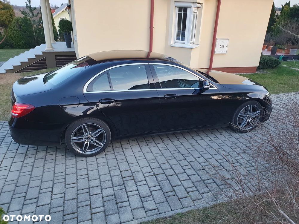 Mercedes-Benz Klasa E 220 d 9G-TRONIC AMG Line - 21