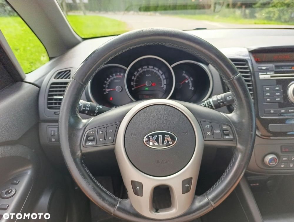 Kia Venga 1.4 CVVT Attract - 10