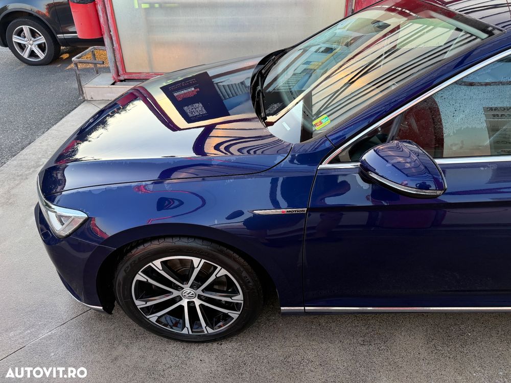 Volkswagen Passat 2.0 TDI DSG Highline - 26