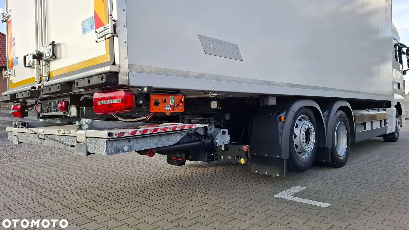 MAN TGX 26.460 / CHŁODNIA 19 EPAL / WINDA / OŚ SKRĘTNA / SERWISOWANY W ASO - 10