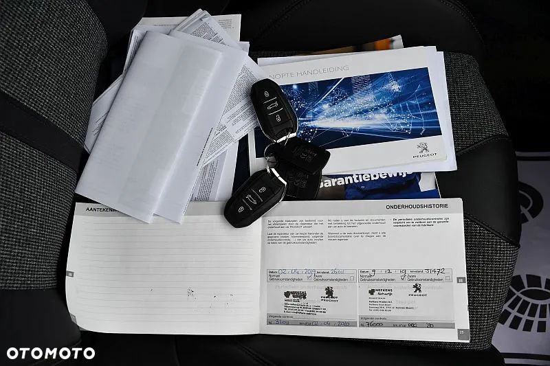 Peugeot 5008 BlueHDI 120 EAT6 Stop & Start Allure - 37