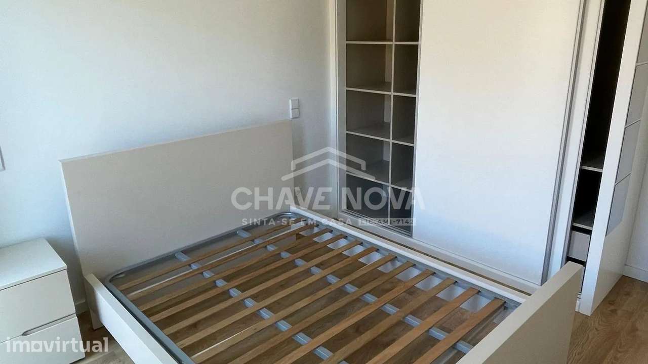 Apartamento T1, semi-novo, no coração do Porto - Grande imagem: 3/8