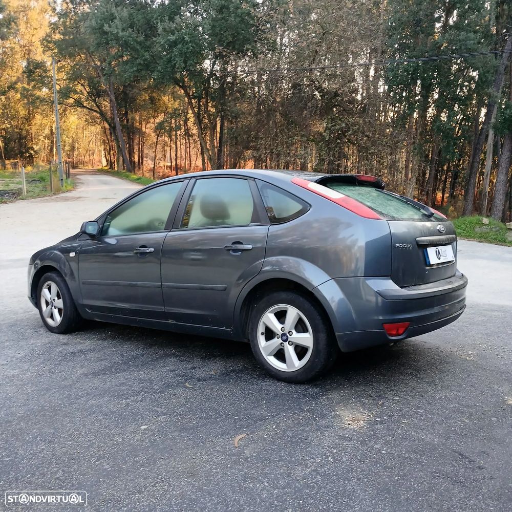 Ford Focus II 1.6 TDCI de 2005 - Peças Usadas (10275) - 3