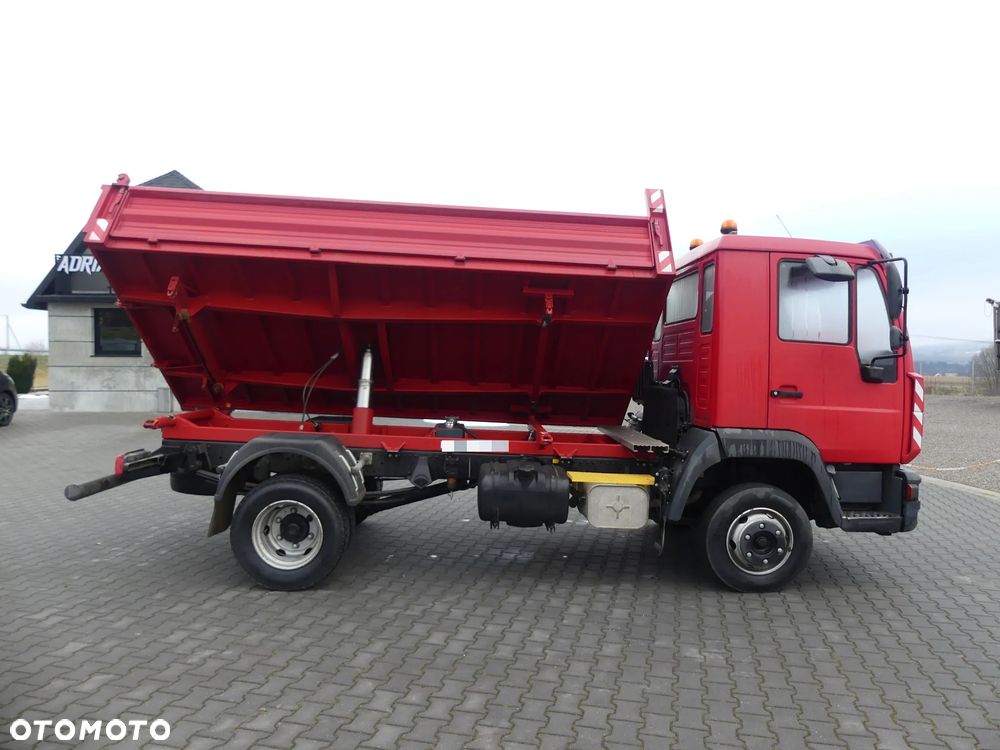 MAN LE 8.180 / 3- STRONNA WYWROTKA / BLOKADA MOSTU / - 6