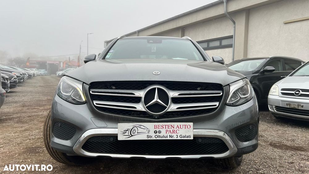 Mercedes-Benz GLC - 36