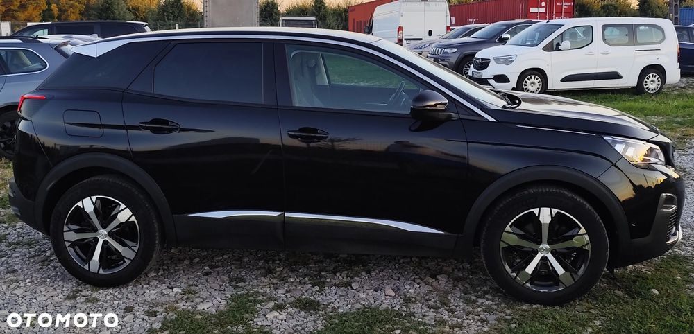 Peugeot 3008 1.2 PureTech Allure S&S EAT8 - 8