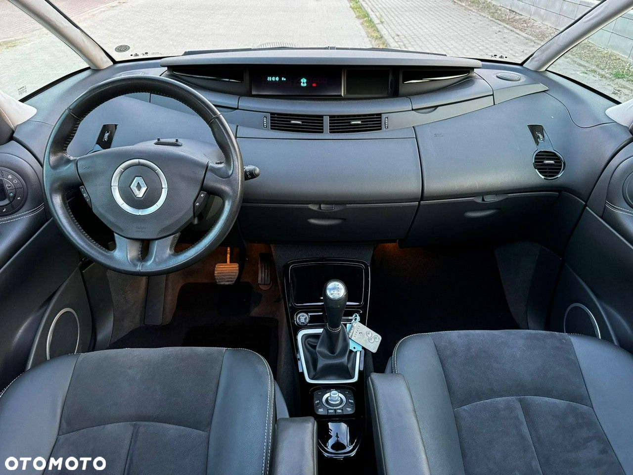 Renault Espace 2.0 dCi FAP Privilege - 4