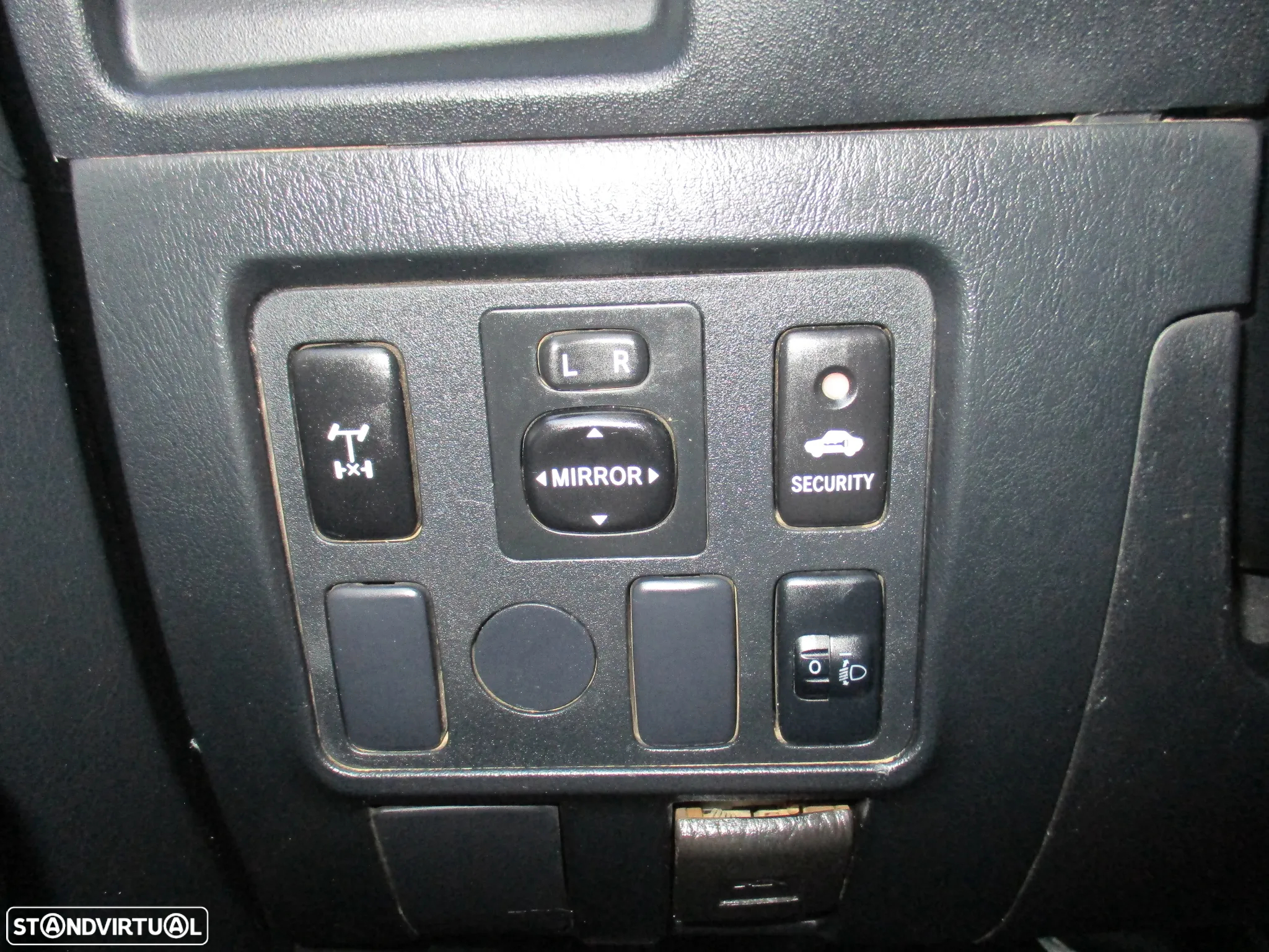 Toyota HILUX - 19