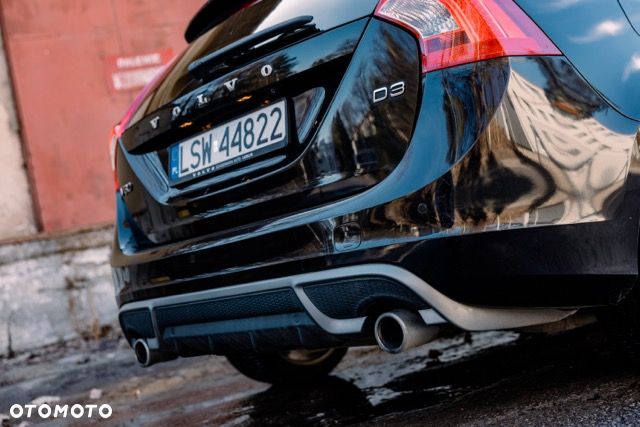 Volvo V60 D3 Geartronic R-Design - 6