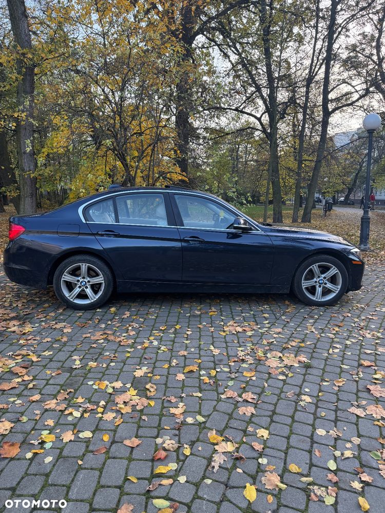 BMW Seria 3 328i xDrive - 5