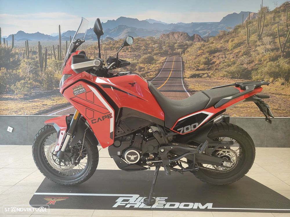 Moto Morini X-Cape 700 - 8