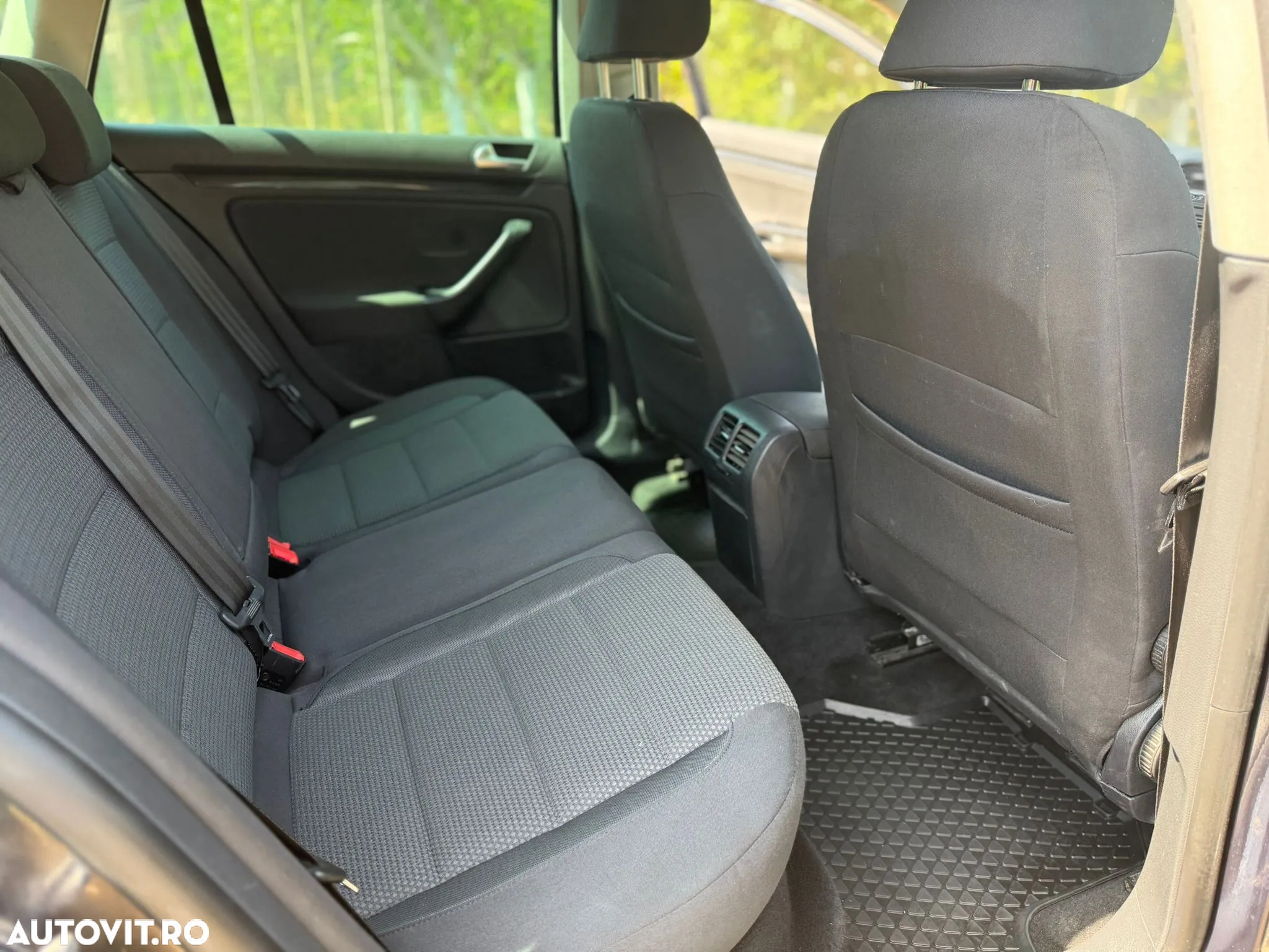 Volkswagen Golf 1.6 TDI BMT Highline - 16