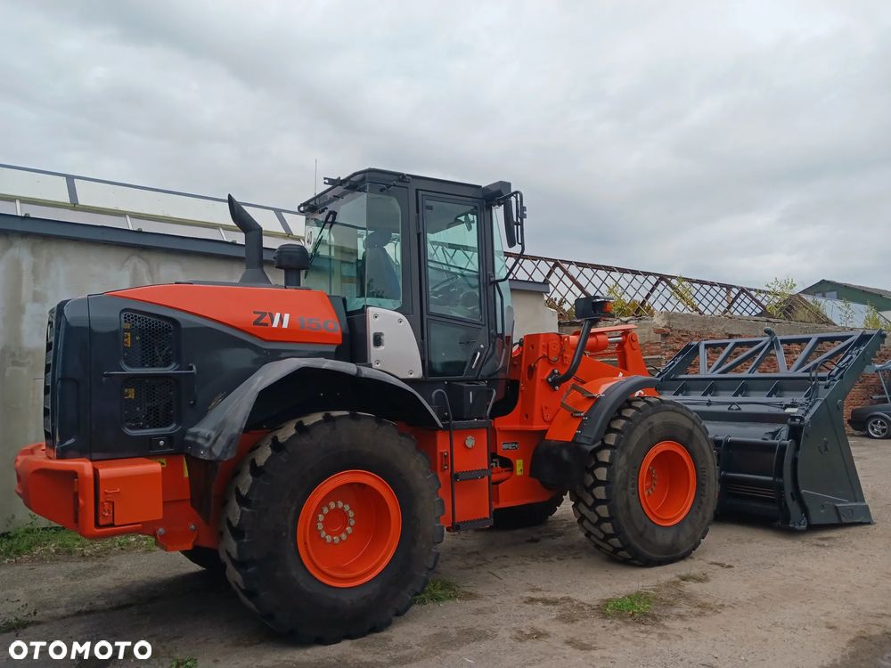 Hitachi ZW 150 - 7