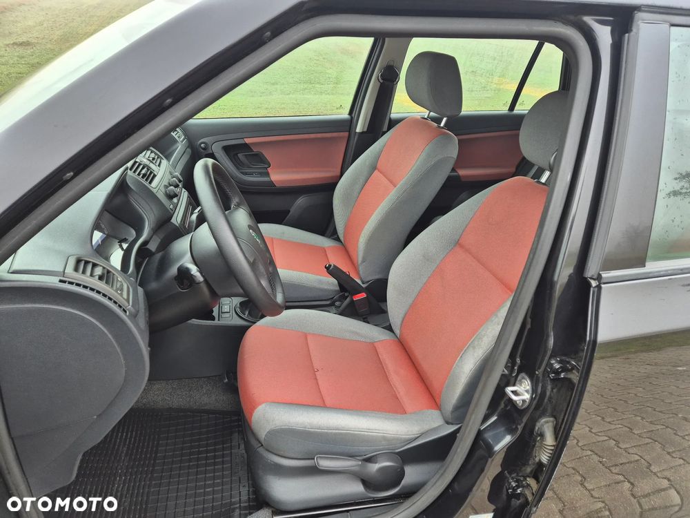 Skoda Fabia 1.4 16V Style Edition - 9