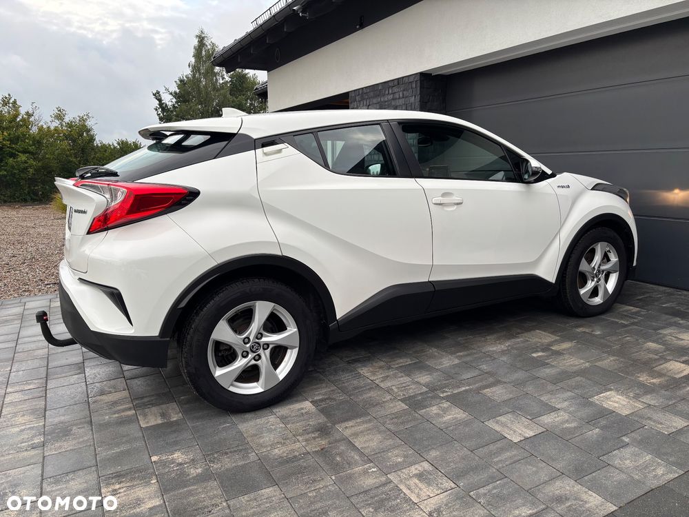 Toyota C-HR - 4