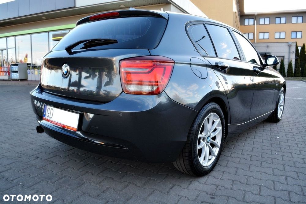 BMW Seria 1 118i Sport Line - 18