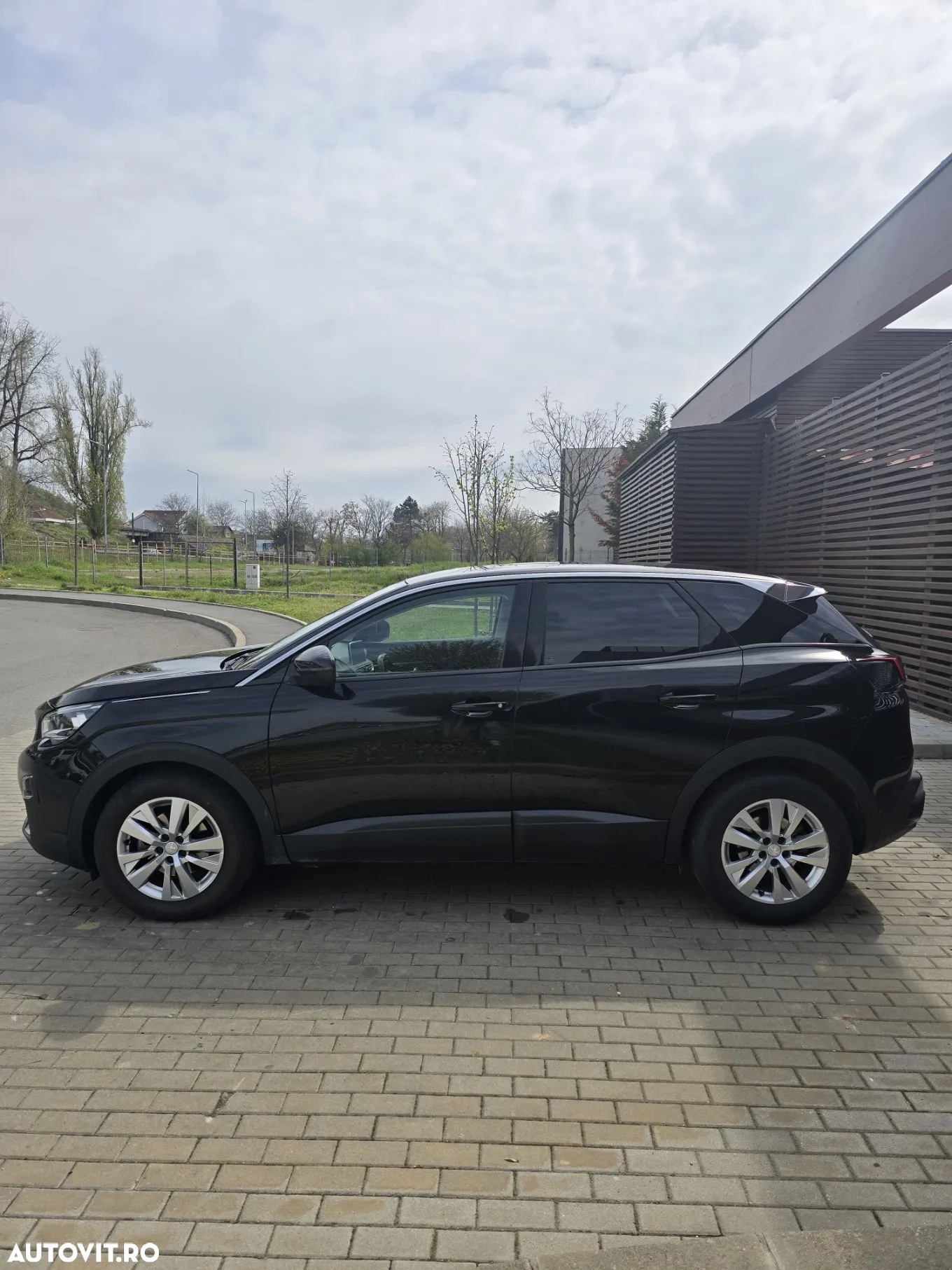 Peugeot 3008 1.5 BlueHDI S&S EAT8 Active - 5