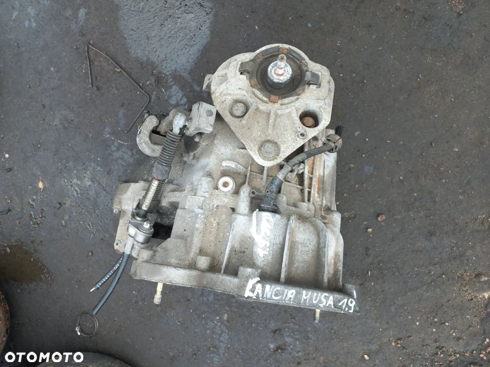 Lancia Musa 1.9 JTD 120KM 04r skrzynia biegów manualna