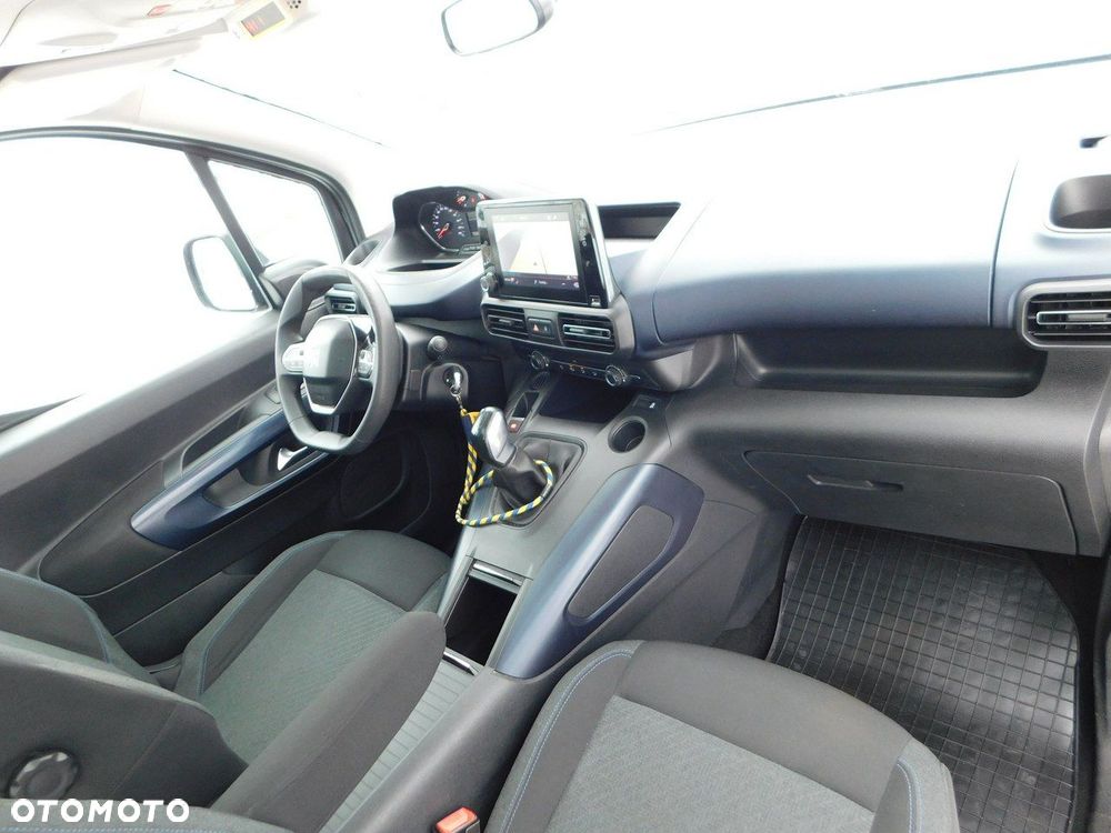 Peugeot Rifter - 11