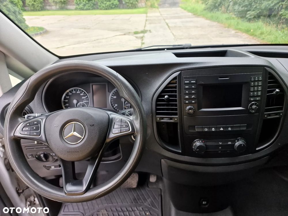 Mercedes-Benz Vito - 13