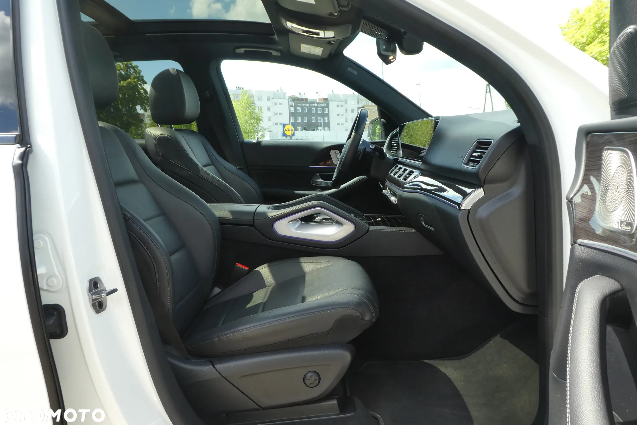 Mercedes-Benz GLE - 16