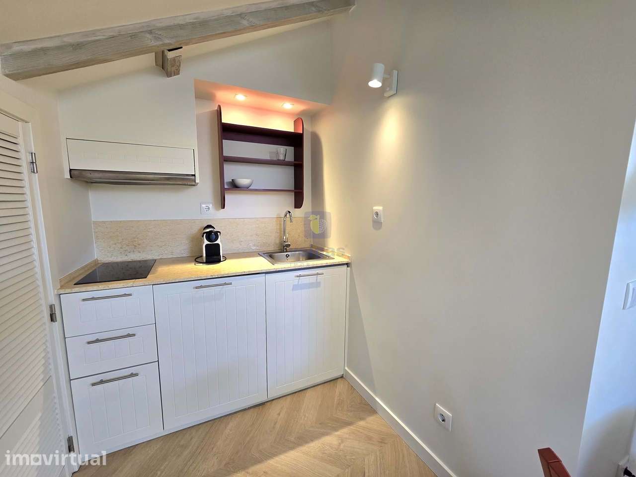 Apartamento renovado T2 com vista rio em São Vicente - Grande imagem: 3/22