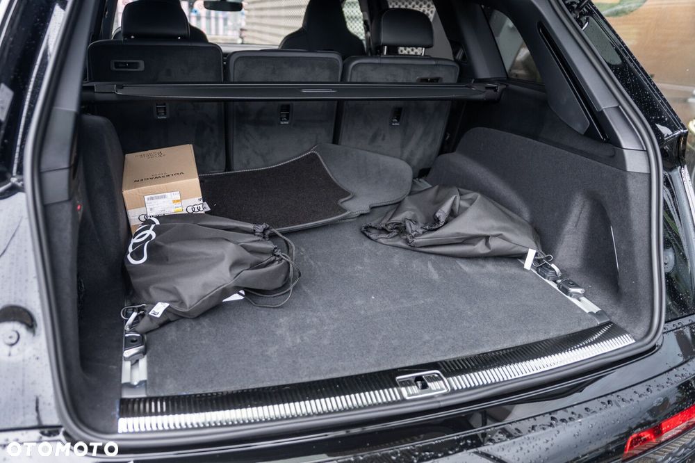Audi Q7 TFSI e PHEV 360 kW Quattro S Line Tiptr - 9