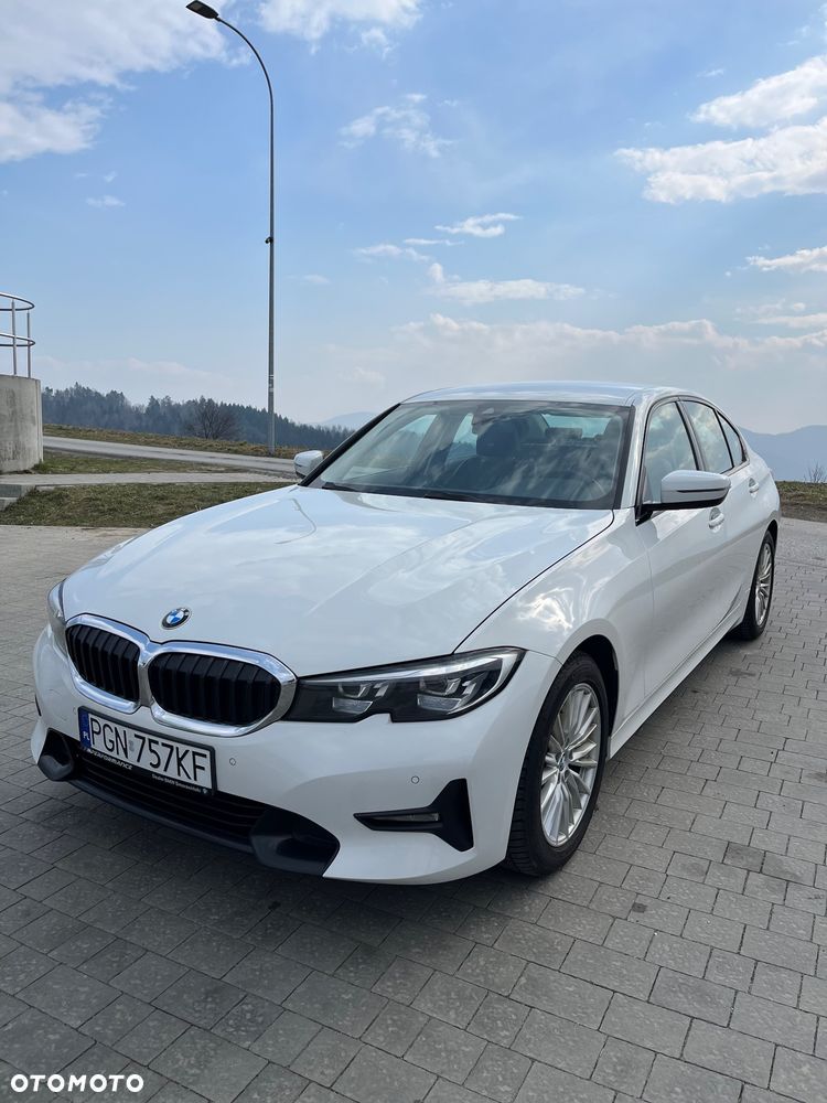 BMW Seria 3 320i Sport Line - 1
