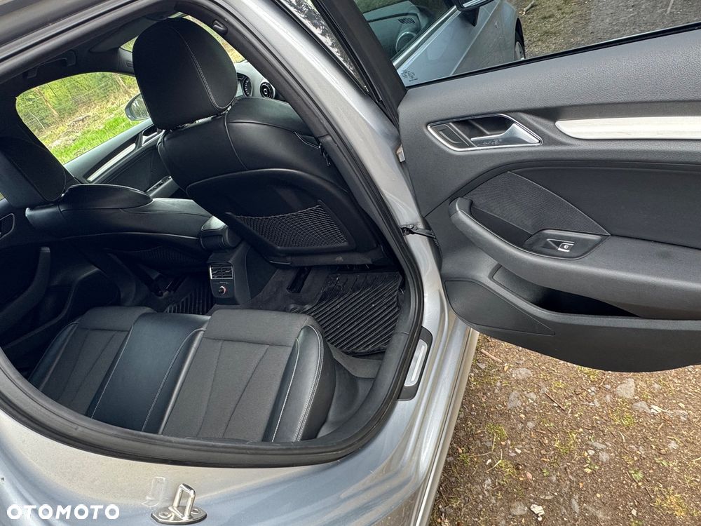 Audi A3 Sportback - 15