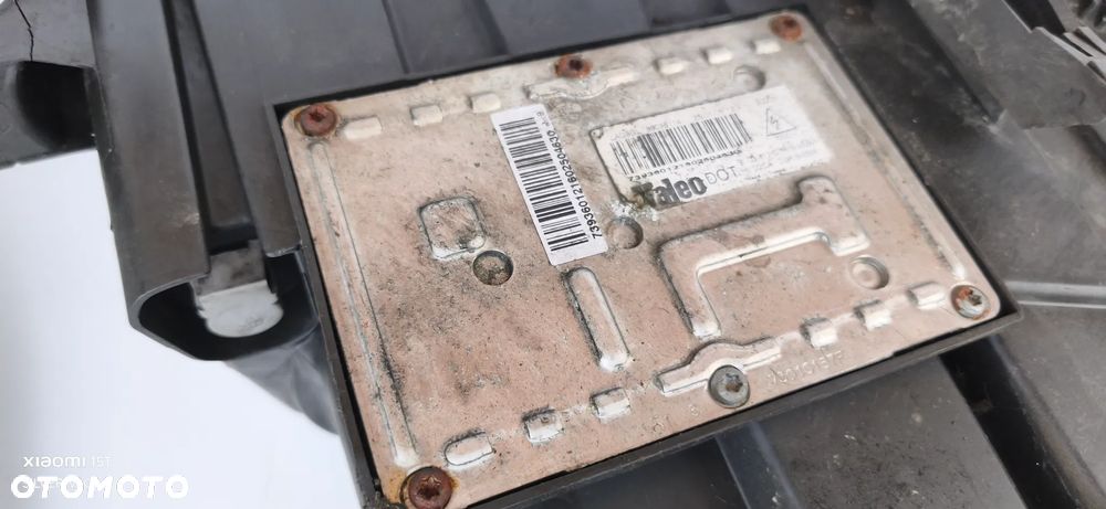 Lampy przednie Citroen C5 Europa LIFT Xenon prawa lewa komplet - 11