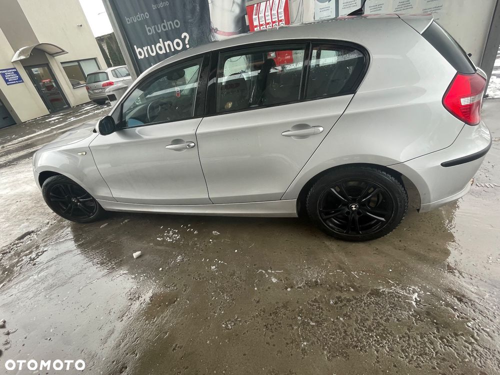 BMW Seria 1 118d DPF - 5
