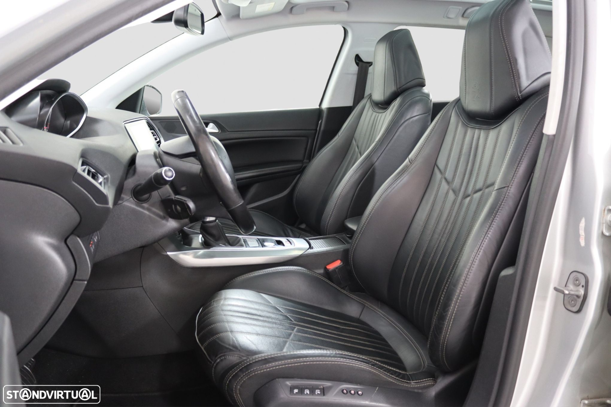 Peugeot 308 SW - 15