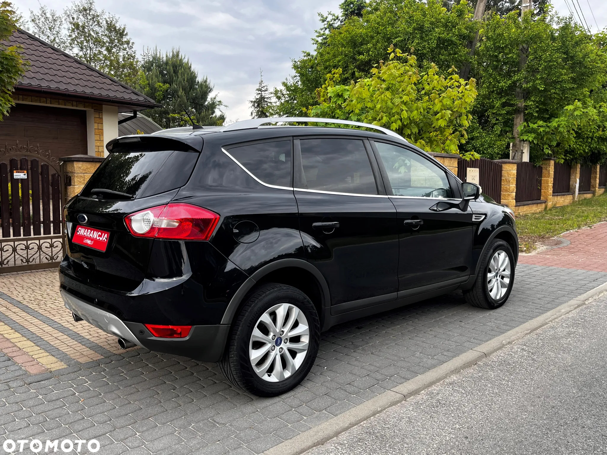 Ford Kuga 2.0 TDCi 2x4 Titanium - 11