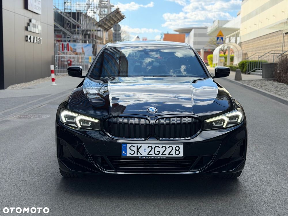 BMW Seria 3 318i - 1