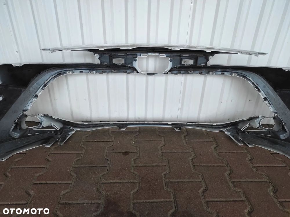 COROLLA E21 HB KOMBI 19- ZDERZAK PRZEDNI - 13
