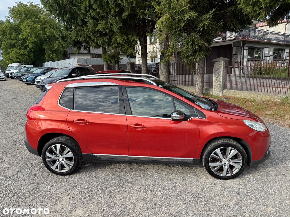 Peugeot 2008 1.6 e-HDi Allure S&S - 31