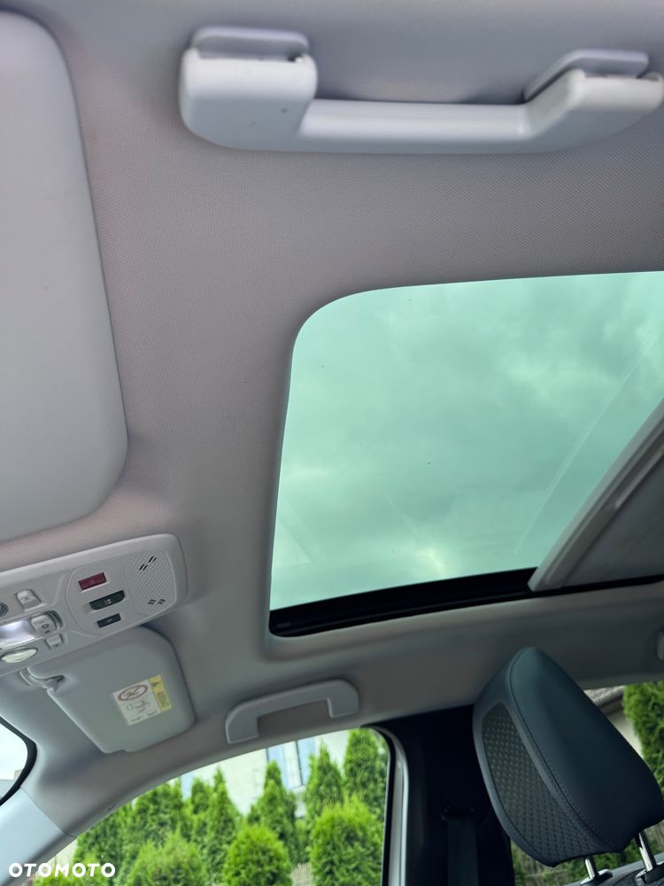 Peugeot 2008 1.2 PureTech Allure Pack S&S EAT8 - 11