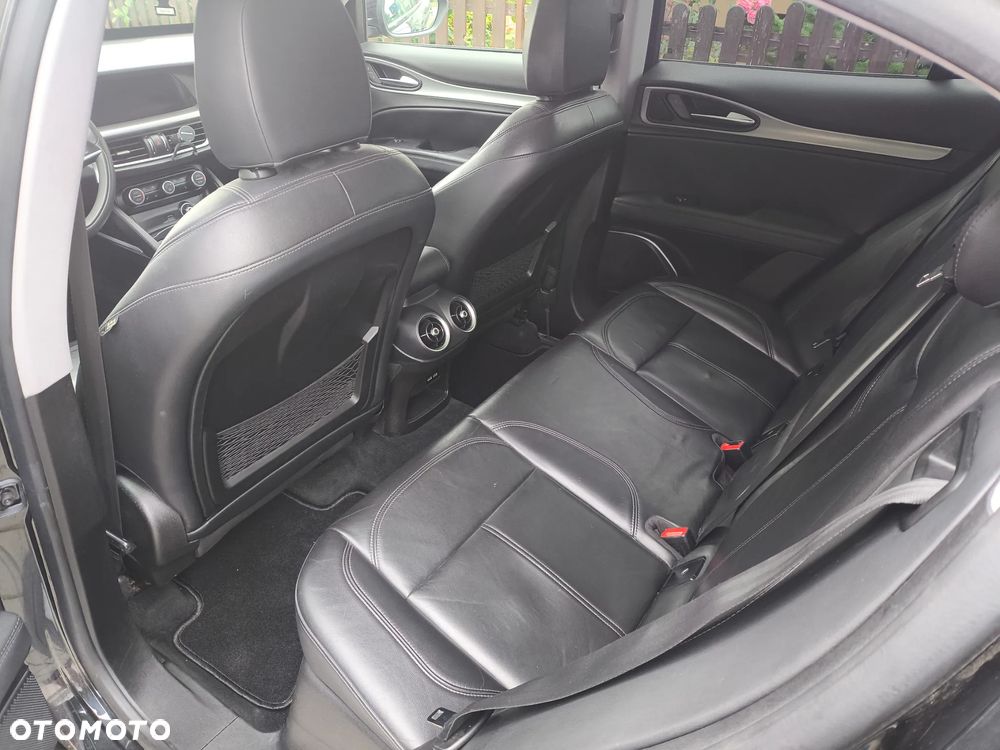 Alfa Romeo Stelvio 2.0 Turbo Executive Q4 - 9