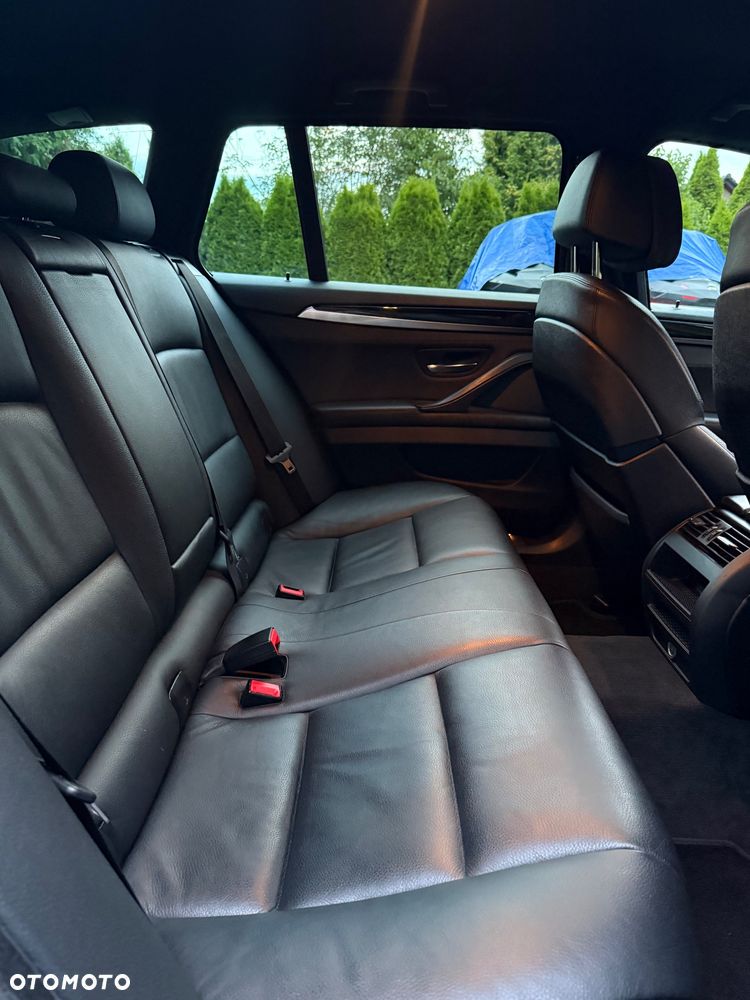 BMW Seria 5 535i xDrive - 19